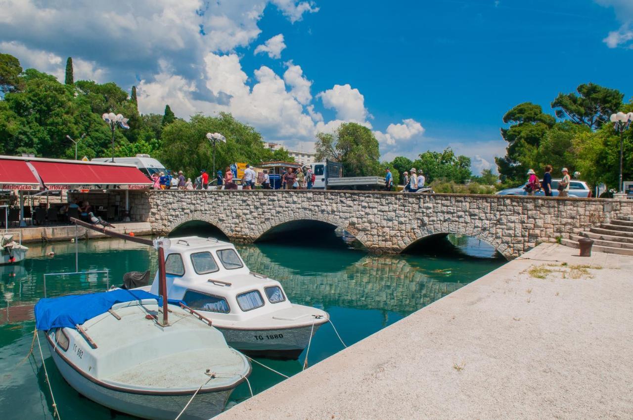 Bazzar Apartments Trogir Exterior foto